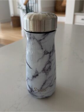 S'well White Marble Pattern Stainless Steel Bottle with Silver Lid